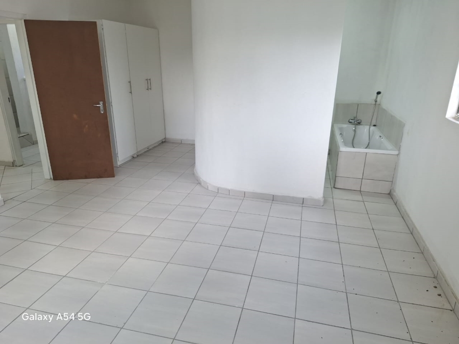 To Let 3 Bedroom Property for Rent in Renosterfontein A H North West